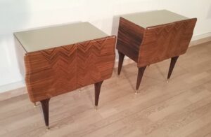 Comodini in varie essenze Anni '50 Mid Century Design Nightstand bedside table